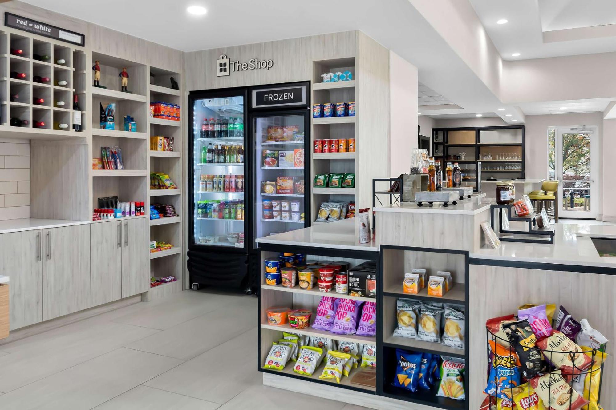Hilton Garden Inn Lexington Georgetown Bagian luar foto